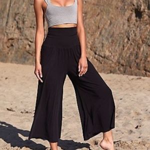 Free People Pants - Free People Movement Willow Wide-Leg Pants Free People Pants - Free People Movement Willow Wide-Leg Pants